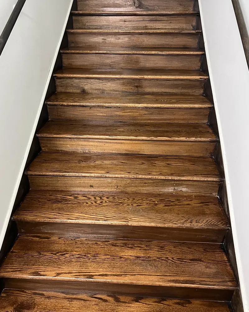 COMMERCIAL CLEANING 05
