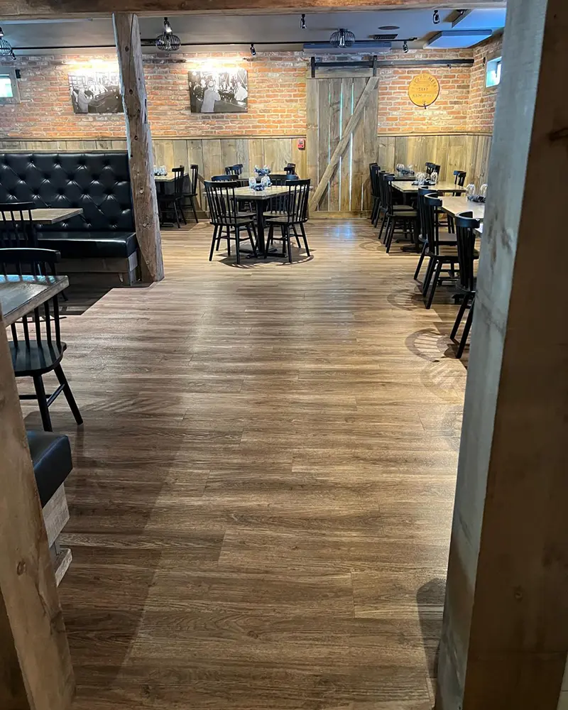 COMMERCIAL CLEANING 06